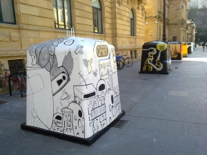 Reziklarte erakusketa Donostian.