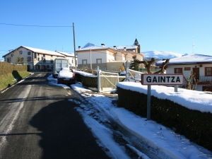 Gaintzako sarrera.