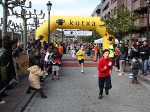 Bigarren lasterketaren bigarren itzulia.