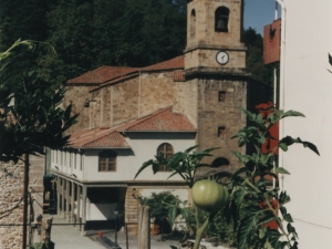 Santa Fe parrokia eta Zaldibiako plaza